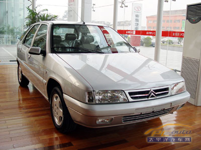 04款富康到货广州 改进不多惊喜不大