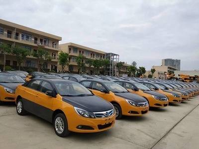 广州出租车比网约车日均多跑320元!营收差距拉大,原因在谁?