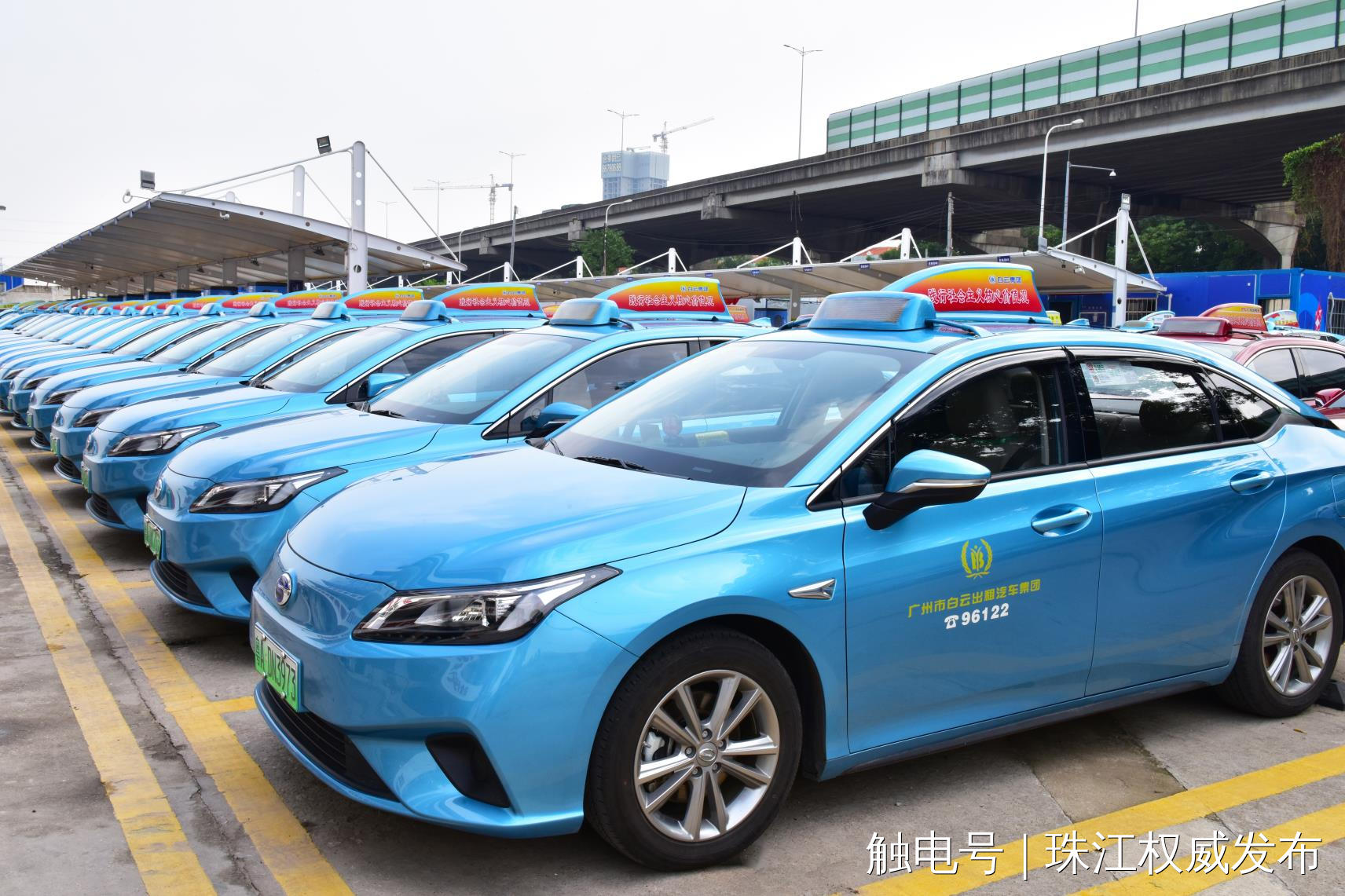 向“份子钱”动刀 广州出租车改革迈出的关键一步